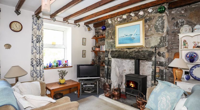 Photo of 6 Maen Y Wern