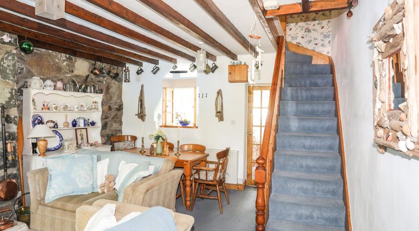 Photo of 6 Maen Y Wern