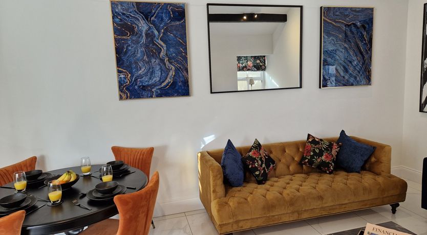 Photo of 7 Holly Barn