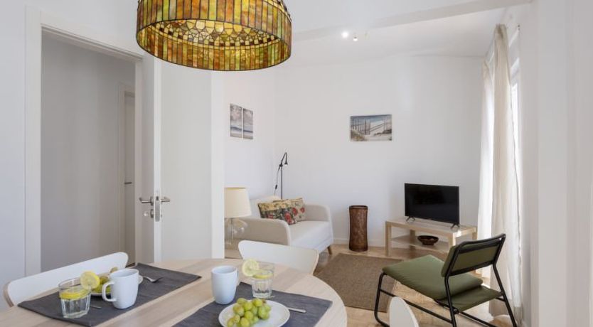 Photo of Dona Meia Praia