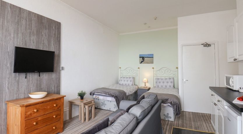 Photo of 4 Beach View @ Beaconsfield House