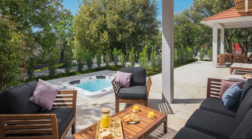 Photo of Luxury Bay Villa with private hot tub Villa 5