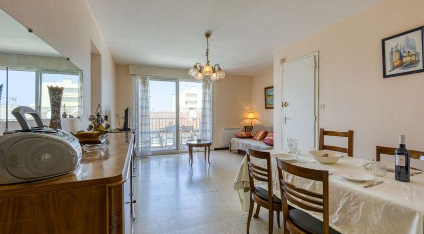 Photo of Montreuil Apartment 2