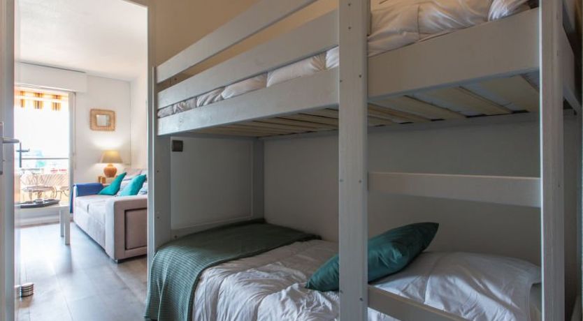 Photo of Les Terrasses Notre Dame du Port Apartment 8