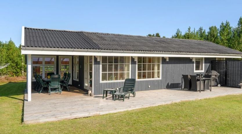 Photo of "Dorith" - 100m from the sea