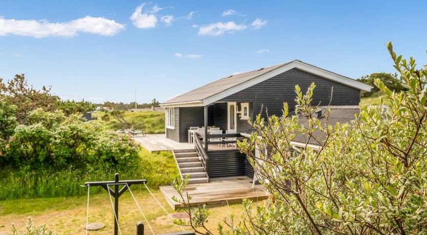 Photo of "Stina" - 250m from the sea