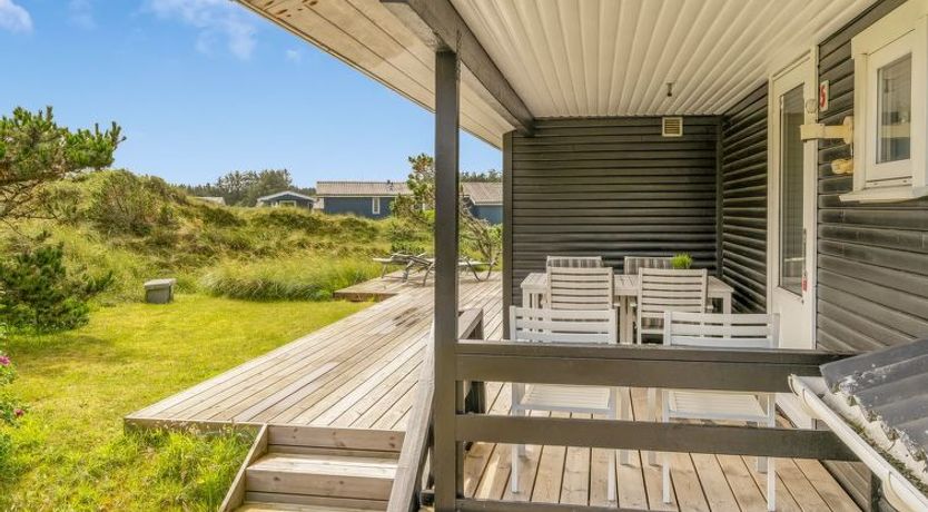 Photo of "Stina" - 250m from the sea