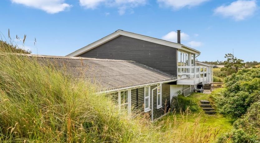 Photo of "Stina" - 250m from the sea