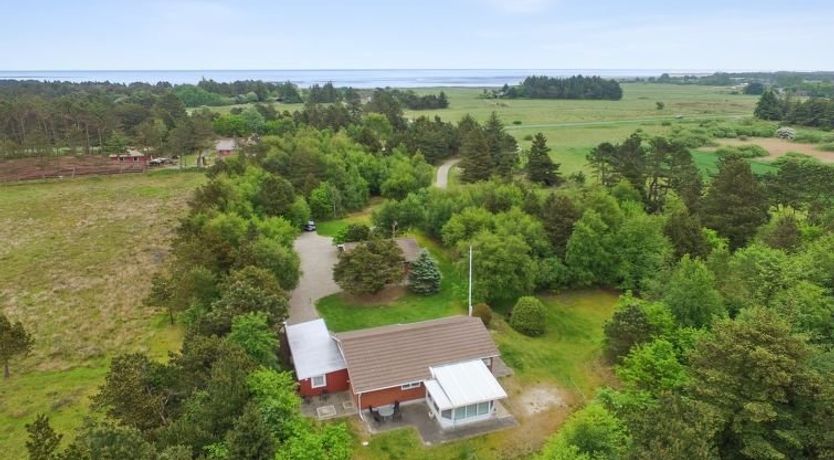 Photo of "Gwen" - 2.7km from the sea