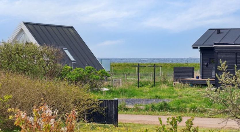 Photo of "Ewa" - 75m from the sea