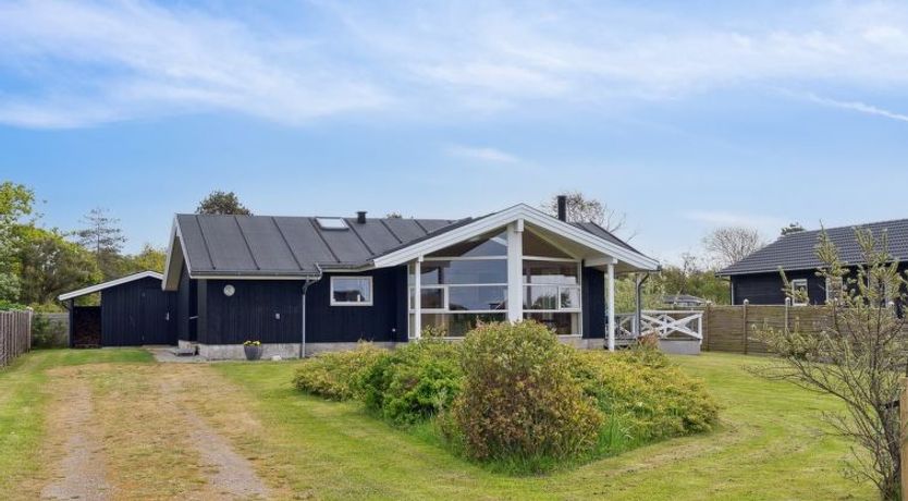 Photo of "Ewa" - 75m from the sea