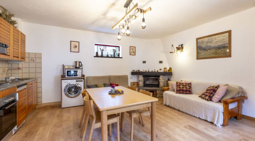 Photo of Isola di Madesimo Apartments Apartment 2