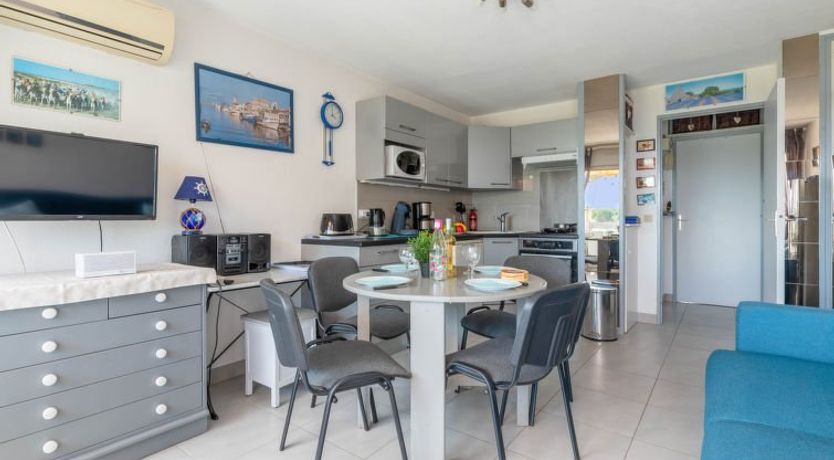 Photo of Isle Catherine Apartment 4