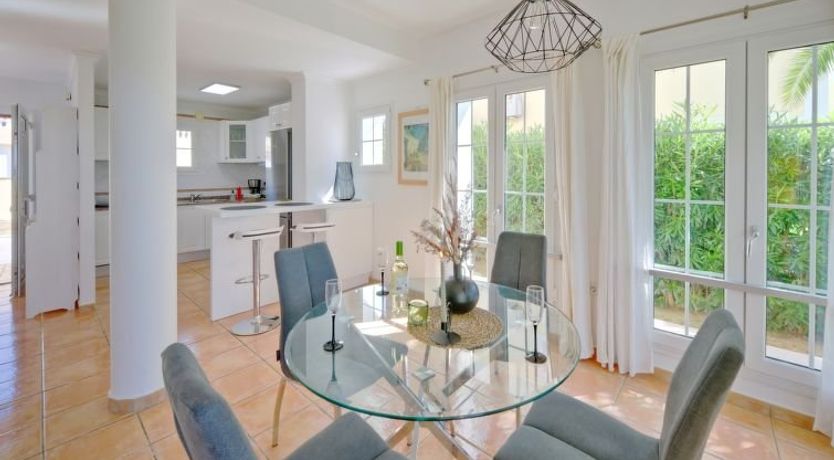 Photo of Bel Air Holiday Home 3