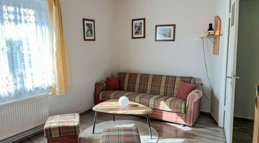 Photo of Burgfried (App. 1)