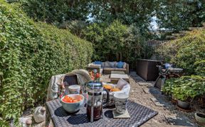 Photo of in Camber (46903)