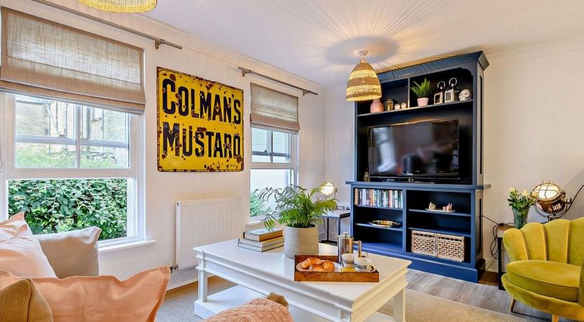 Photo of in cotswolds (90128)