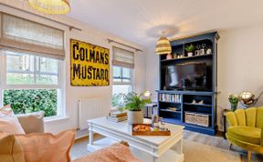 Photo of in cotswolds (90128)