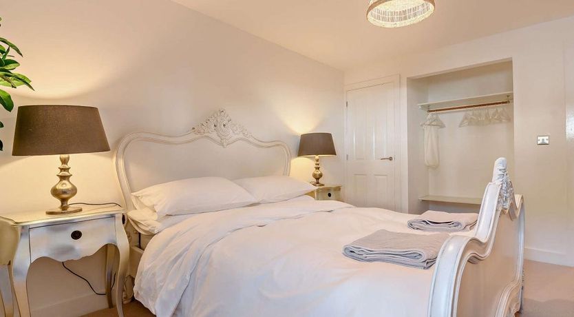 Photo of 1 Bed in Cirencester