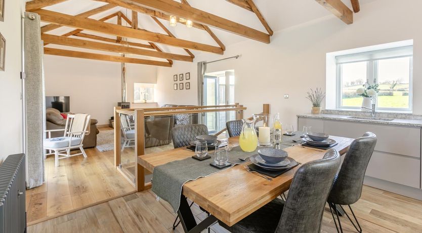 Photo of 2 Bed in Callington