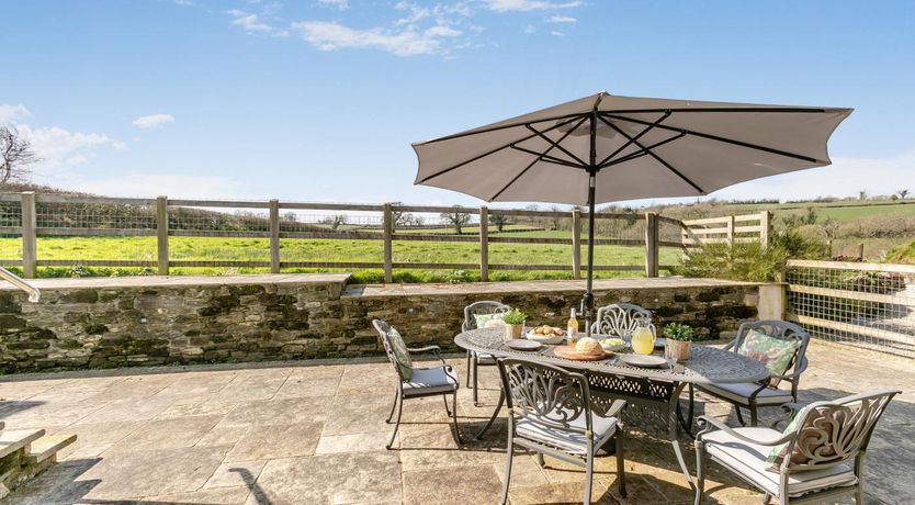 Photo of 2 Bed in Callington