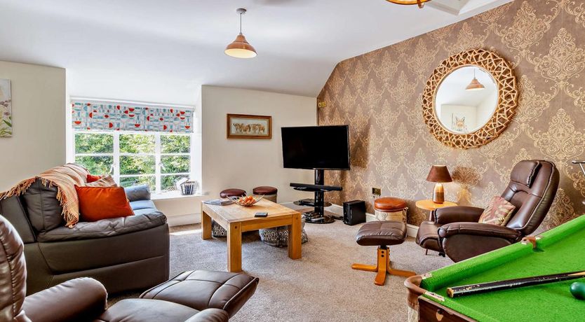 Photo of 5 Bed in Machynlleth