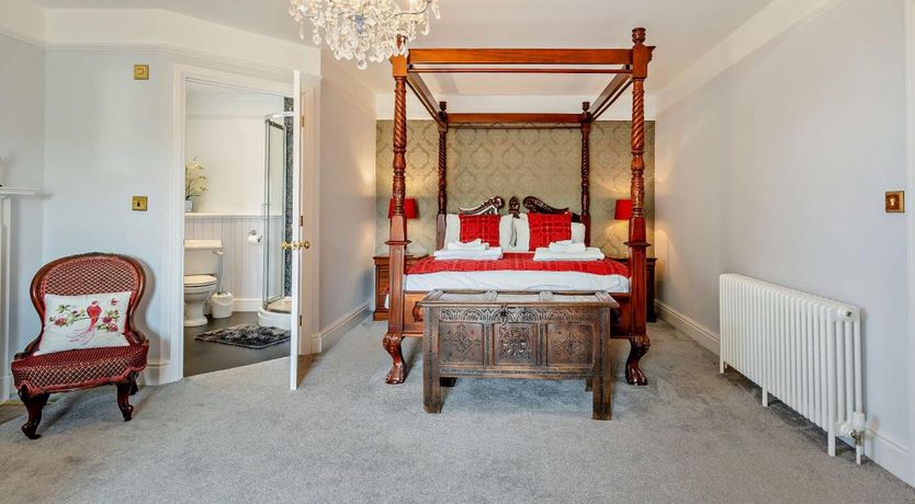 Photo of 5 Bed in Machynlleth