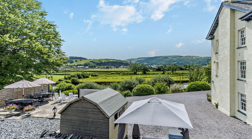 Photo of 5 Bed in Machynlleth