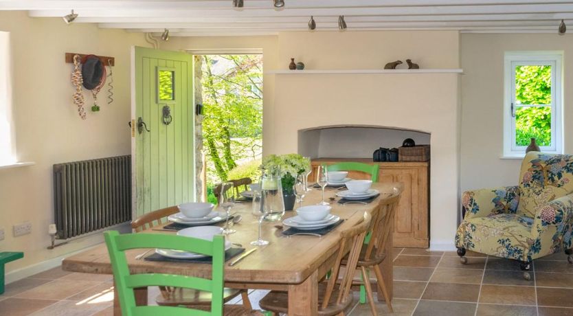 Photo of 3 Bed in Higher Wraxall