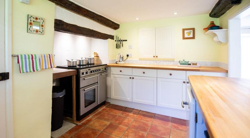 Photo of 3 Bed in Higher Wraxall