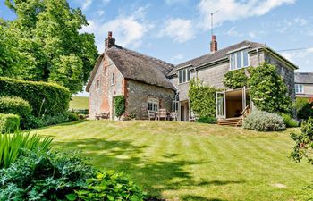 in Bridport  (92343) Holiday Cottage