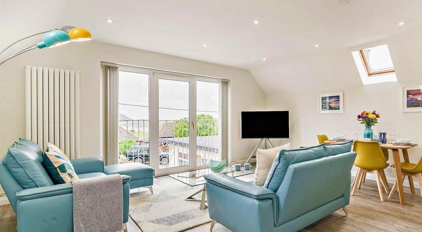 Photo of 2 Bed in Blue Anchor