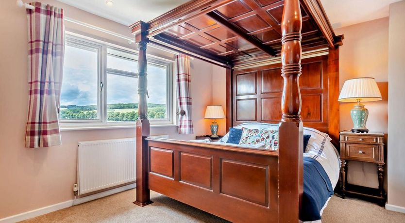 Photo of 4 Bed in Penhow