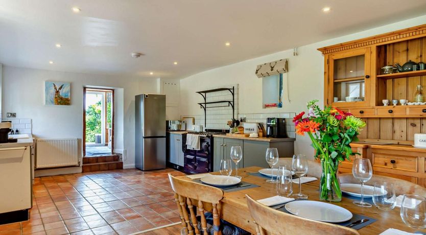 Photo of 3 Bed in Taunton