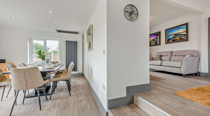 Photo of 4 Bed in Pontyberem