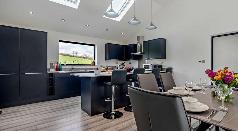 Photo of 2 Bed in Pyworthy