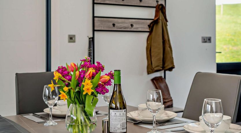 Photo of 2 Bed in Pyworthy