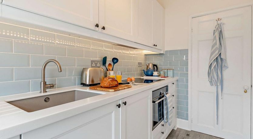 Photo of 1 Bed in Polruan