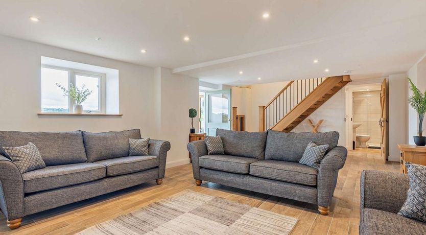 Photo of 4 Bed in Treuddyn