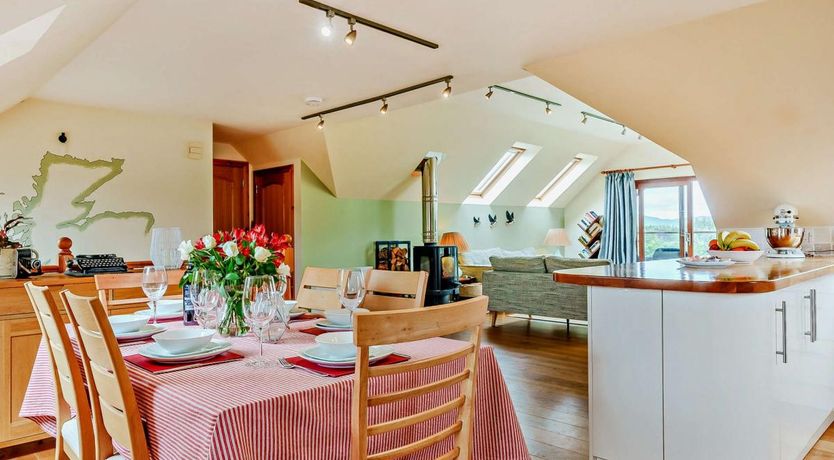 Photo of 3 Bed in Badachro