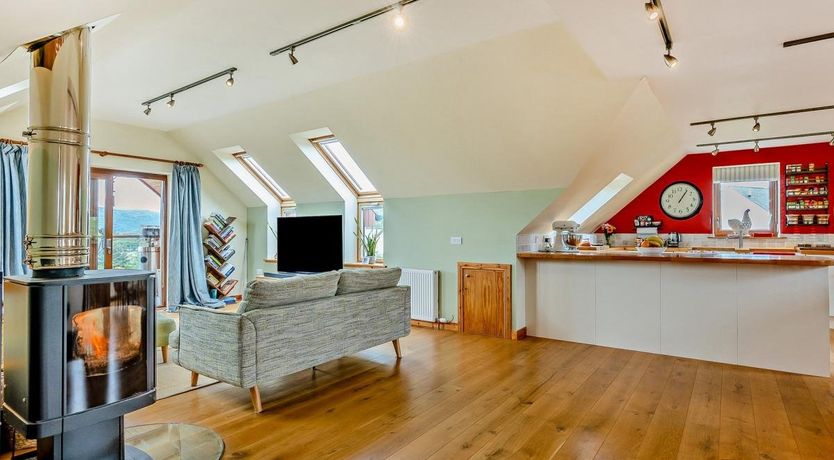 Photo of 3 Bed in Badachro