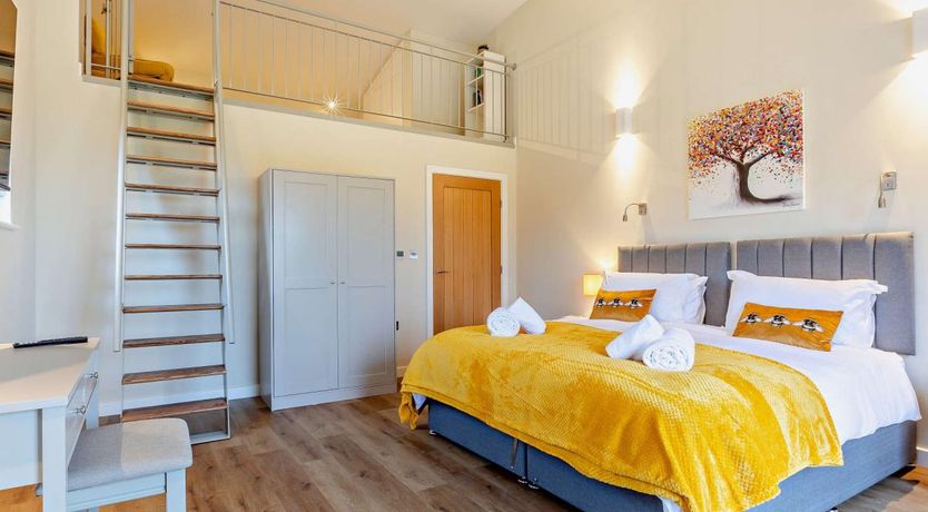 Photo of 2 Bed in Babcary