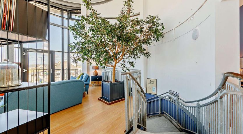 Photo of 4 Bed in Borth