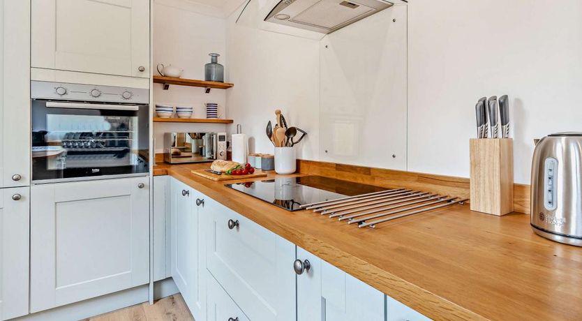 Photo of 1 Bed in Manorbier