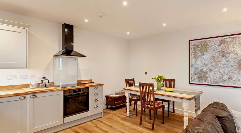 Photo of 1 Bed in Wotton-under-edge