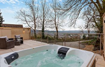 1 Bed in Wotton-under-edge Holiday Cottage