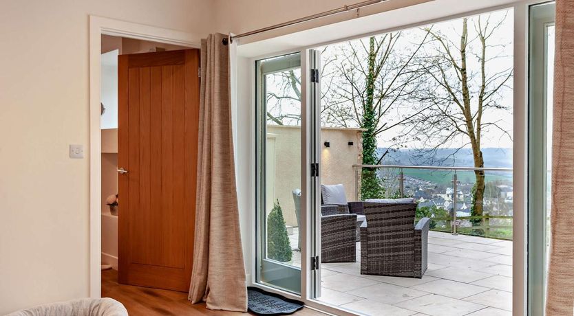 Photo of 1 Bed in Wotton-under-edge