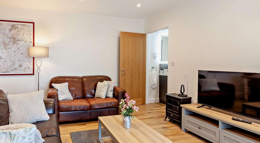 Photo of 1 Bed in Wotton-under-Edge