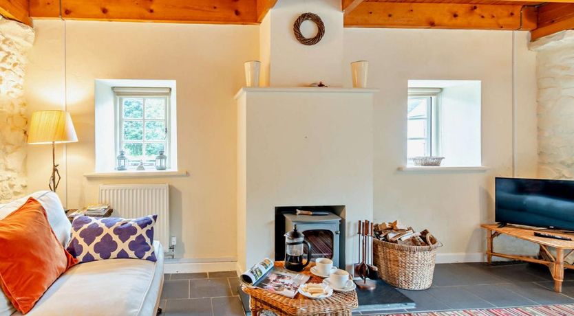 Photo of 3 Bed in Llandeloy