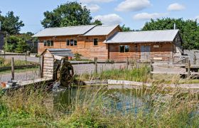 Photo of log-cabin-in-gloucestershire-4